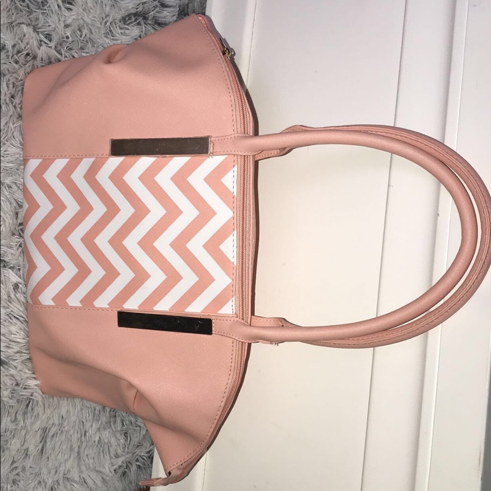 Hand bag
